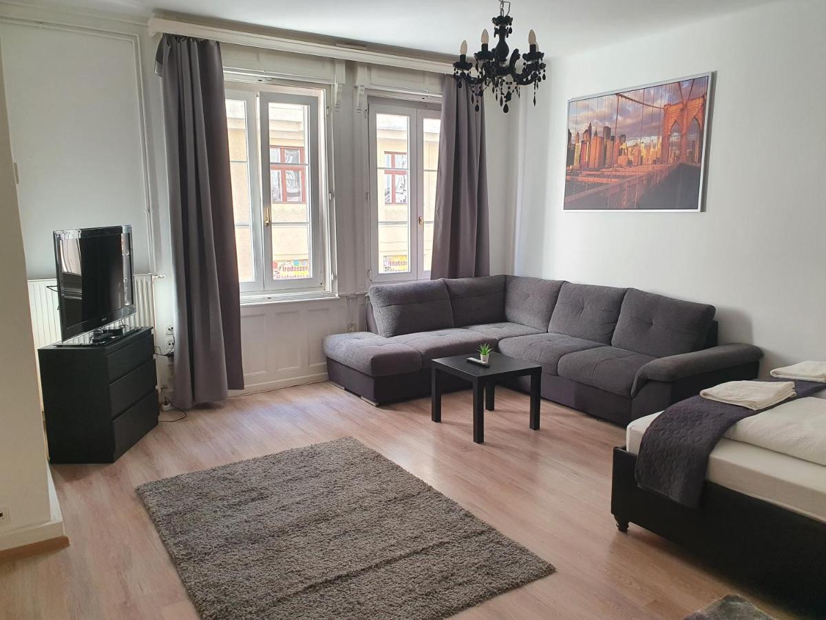 Charming Apartment In The Heart Of Budapesta Exterior foto